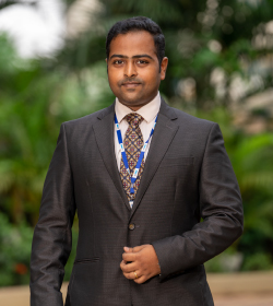 Vineet Das Sales Manager